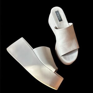 Aqua Gigi off white cream platform slides 9 90s y2k